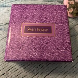 Avon Sweet Honesty Gift Set